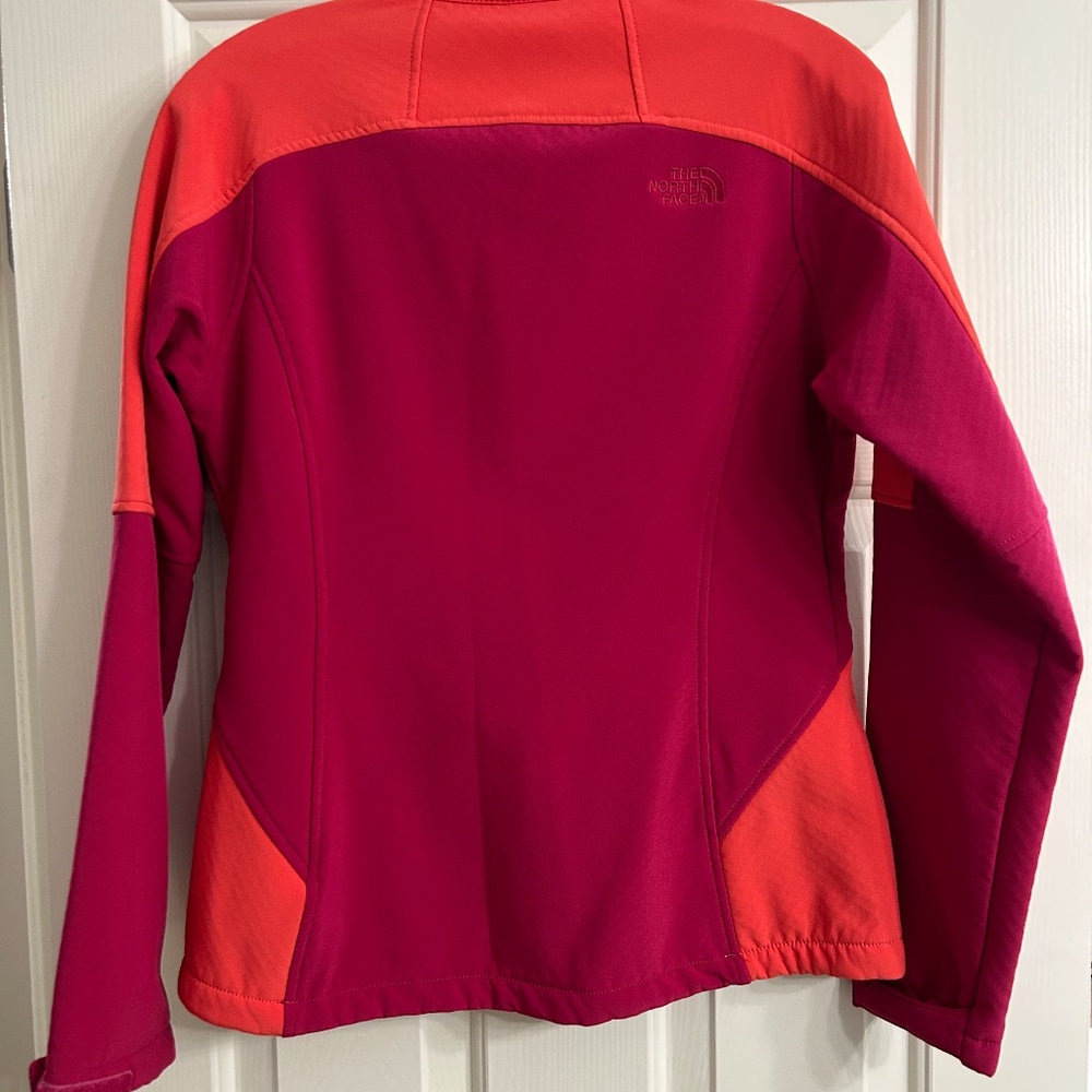 North Face soft shell (lightweight) medium jacket - image 2